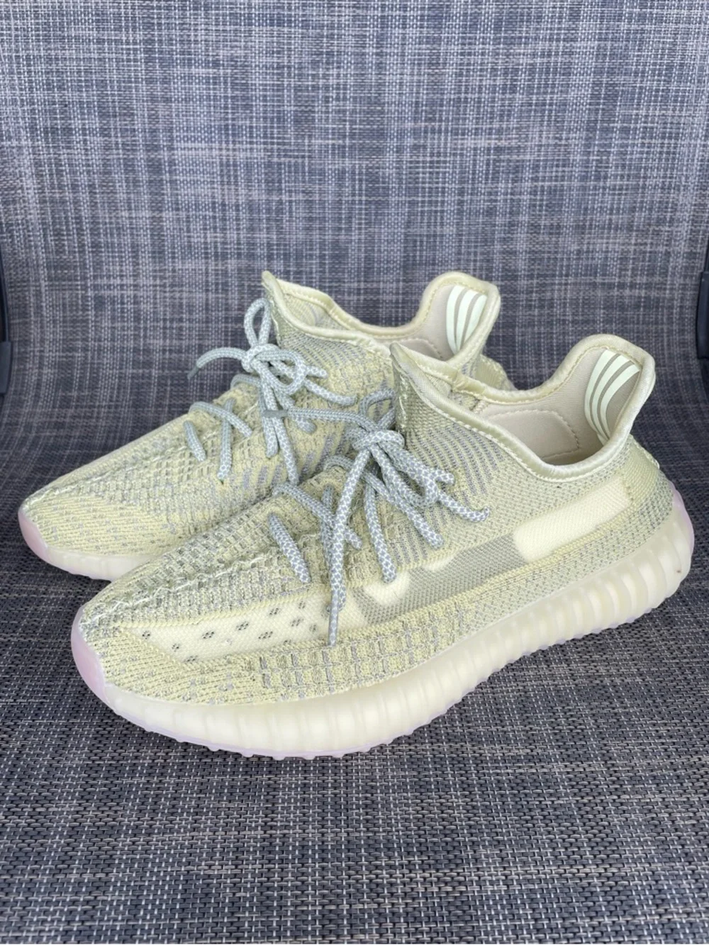 adidas Yeezy Boost 350 V2 